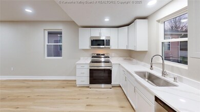 4205 Bradley Rd, Huntington, WV 25704 - photo 6