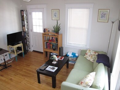 16 Avon St unit 2, Somerville, MA 02143 - photo 2