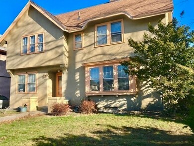 141 Forest Park Ave, Springfield, MA 01108 - photo 3