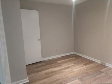 1041 Churchill Downs Ct unit J, Charlotte, NC 28211 - photo 6