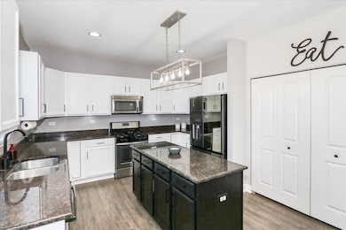 342 Snow Drop Ln, Elgin, IL 60124 - photo 7