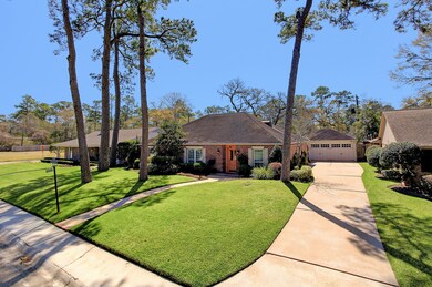 10007 Bordley Dr, Houston, TX 77042 - photo 2