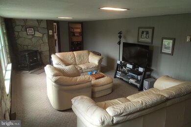 1000 Temple Rd, Pottstown, PA 19465 - photo 5