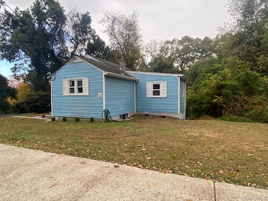 221 Kings Ferry Rd, Verplanck, NY 10596 - photo 2