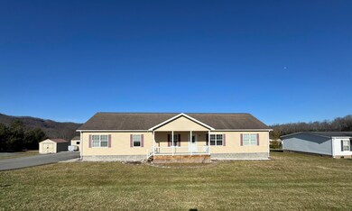 8 Hemlock Cir, Summersville, WV 26651 - photo 2