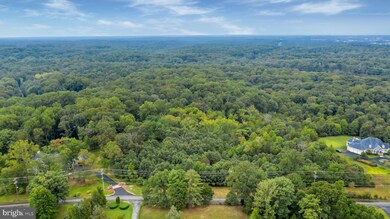 13507 Compton Rd, Clifton, VA 20124 - photo 2