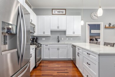 4814 N Damen Ave unit 411, Chicago, IL 60625 - photo 5