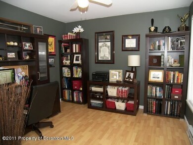 114 Little Spike Way, Scranton, PA 18504 - photo 6