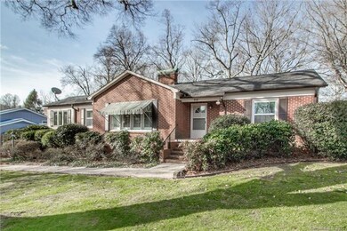 210 Brierwood Rd, Statesville, NC 28677 - photo 2