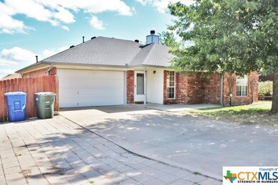 911 Risen Star Ln, Copperas Cove, TX 76522 - photo 2