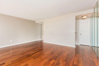 [006] 2379 Hardesty Dr N, Colum