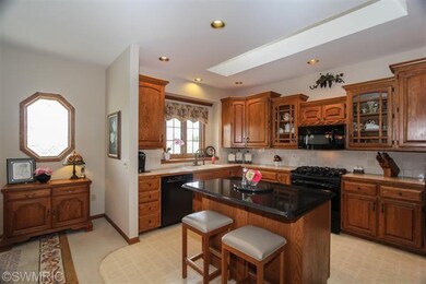 1615 Creekside Ct, Wayland, MI 49348 - photo 4