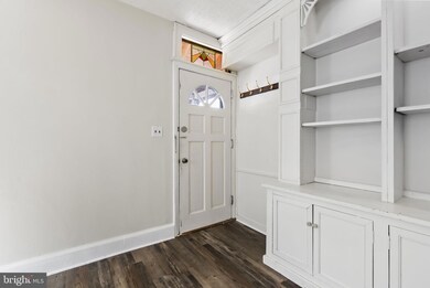 146 Hall St, Spring City, PA 19475 - photo 5