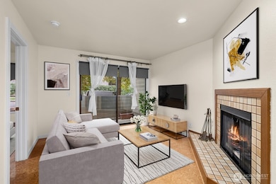 9512 1st Ave NE unit 202, Seattle, WA 98115 - photo 4