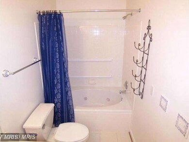 5006 Hollington Dr, Owings Mills, MD 21117 - photo 6