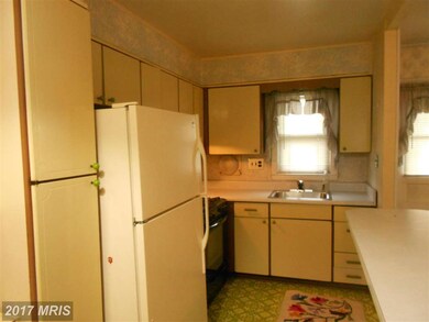 3616 Benson Ave, Halethorpe, MD 21227 - photo 3