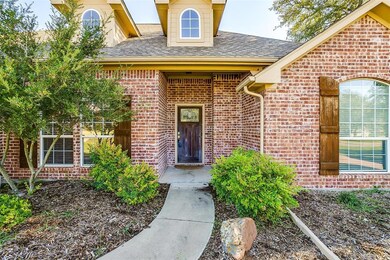 3234 Crossbridge Cir, Granbury, TX 76049 - photo 2