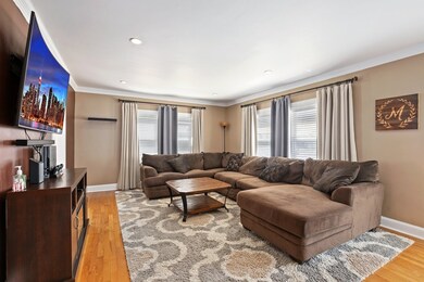 903 Riverside Dr, Methuen, MA 01844 - photo 3