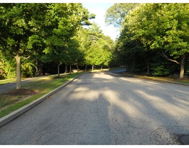 54 Millbrook Dr, Rockland, MA 02370 - photo 3