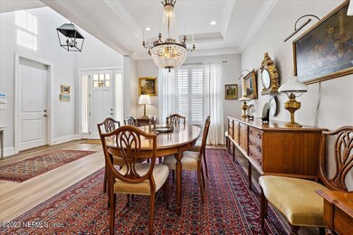 05-Dining Room