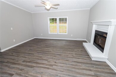 1605 Red Wolf Ln, Asheboro, NC 27205 - photo 5