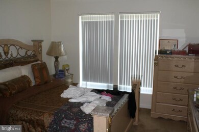 8602 Hillview Rd, Hyattsville, MD 20785 - photo 2