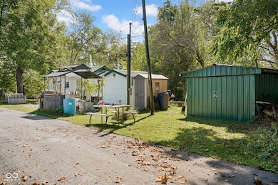 16030 S Ferguson Rd, Columbus, IN 47201 - photo 3