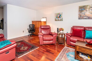 59 Twin Oaks Terrace, South Burlington, VT 05403 - photo 6