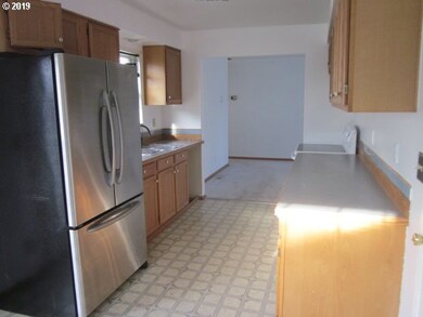 3311 Nebraska St, Longview, WA 98632 - photo 3