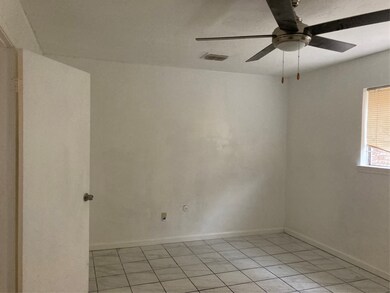 4027 Lemon Tree Ln, Houston, TX 77088 - photo 3