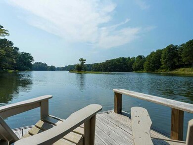 Waterfront/Dock/Pier.