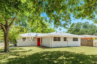 3312 Avenue K, Bay City, TX 77414 - photo 6