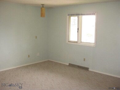 308 & 308.5 S 13th Ave, Bozeman, MT 59715 - photo 6