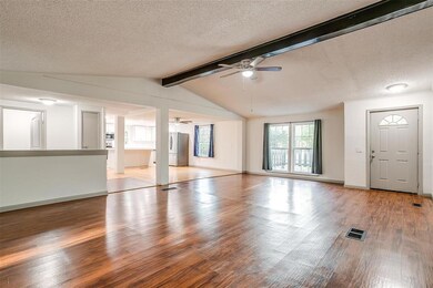 907 Quail Run, Cleburne, TX 76031 - photo 6