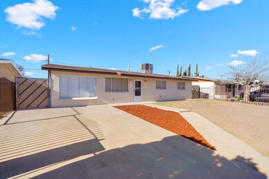 209 Bernadine Ave, El Paso, TX 79915 - photo 4