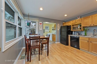 2004 Hawk Ct, Rolling Meadows, IL 60008 - photo 5