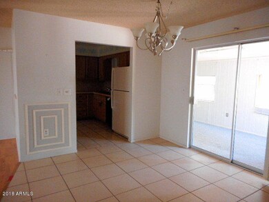 023-371397 - dining & kitchen