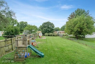 4024 E 30th St, Des Moines, IA 50317 - photo 4