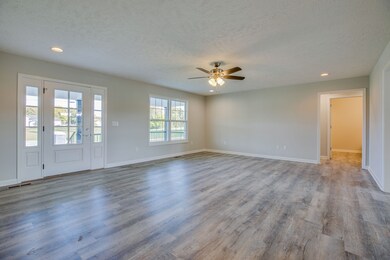 92 Dawson Ct, Manchester, TN 37355 - photo 7