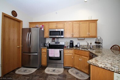 Wow - wht a great kitchen!