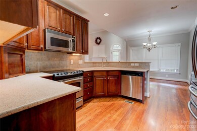 707 Cedar Hill Dr, Shelby, NC 28152 - photo 3