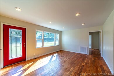 1205 S 14th St, McAlester, OK 74501 - photo 4