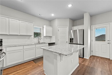 2940 W Emil Dr, Fayetteville, AR 72704 - photo 2