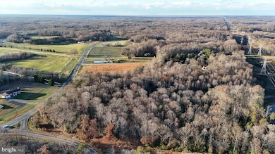 20400 Aquasco Rd, Eagle Harbor, MD 20608 - photo 3