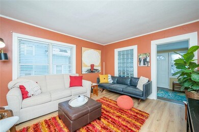 1419 48th St, Des Moines, IA 50311 - photo 4