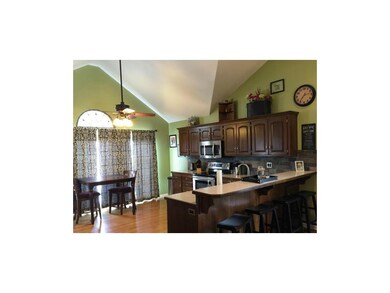 Hours of cooking enjoyment in this updated kitchen