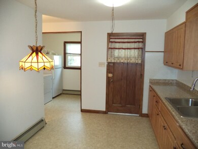 22 W Woodcrest Ave, Maple Shade, NJ 08052 - photo 3