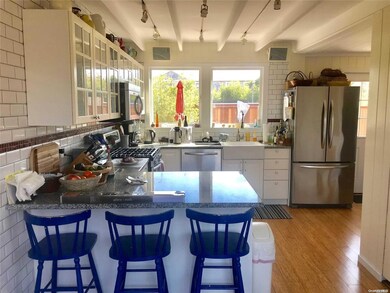 833 Evergreen Walk, Ocean Beach, NY 11770 - photo 5