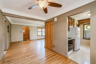 1321 Merle Hay Rd, Des Moines, IA 50311 - photo 4