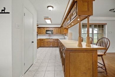 4626 Smith Rd, Alvin, TX 77511 - photo 4